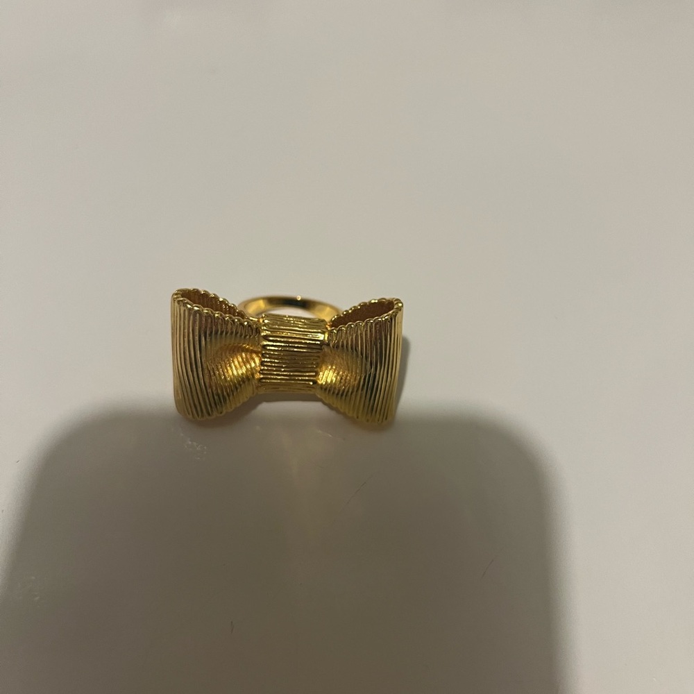 Gold Bow Ring